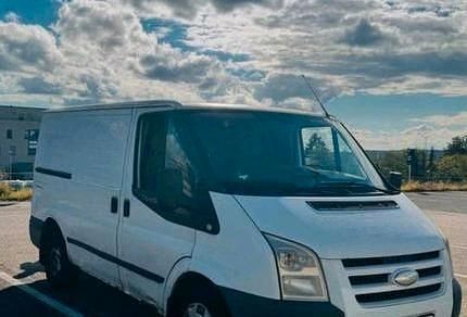 Weiß Gebraucht 2010 Ford Transit Van / Kleinbus | 2.900 € (Superpreis) - Bild 1/4