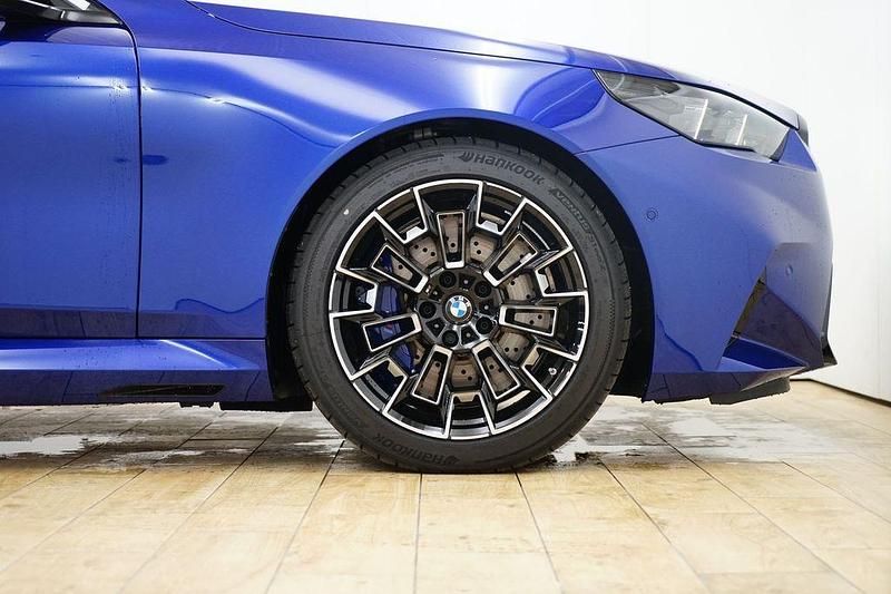 Neu BMW M5 Shadowline 727 PS (534 kW) 2025 Blau Limousine