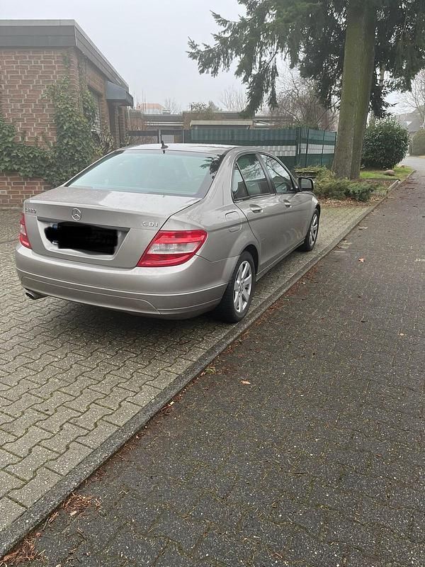 Gebraucht Mercedes 220 170 PS (125 kW) 2007 Limousine