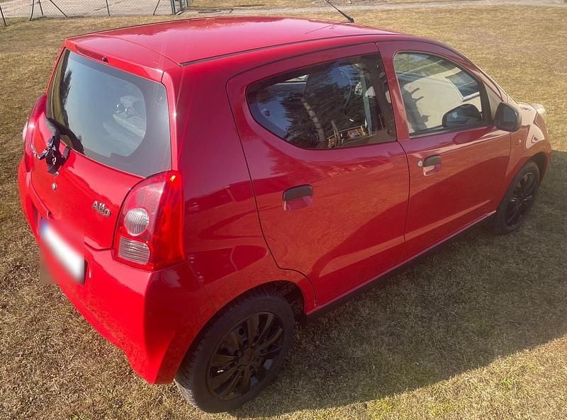 Gebraucht Suzuki Alto 68 PS (50 kW) 2009 Rot Kleinwagen