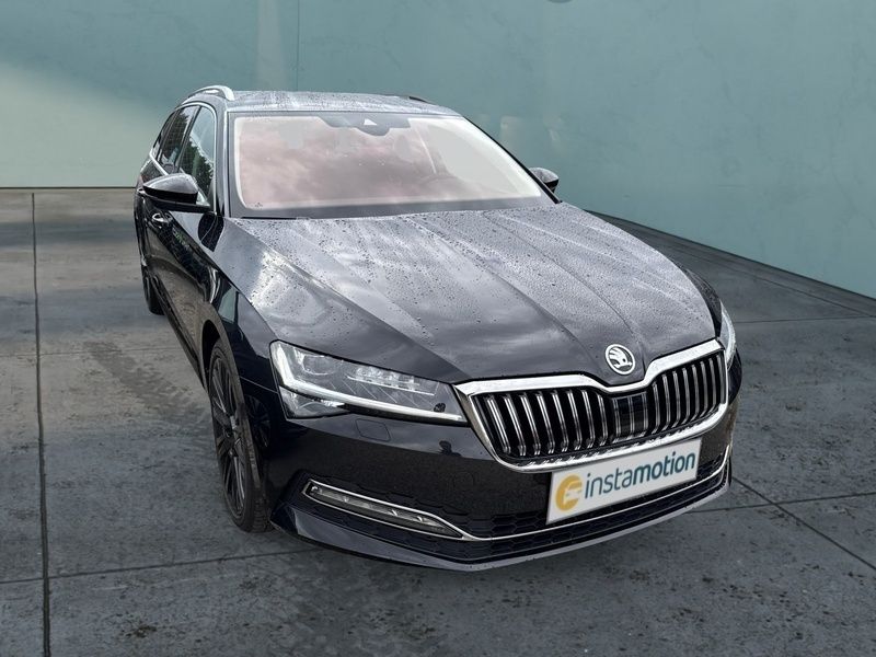 Schwarz Gebraucht 2024 Skoda Superb Style Kombi | 43.790 € - Bild 1/4