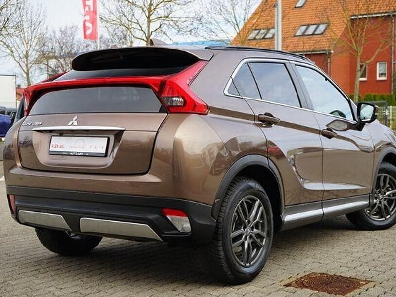 Gebraucht Mitsubishi Eclipse Cross 163 PS (119 kW) 2020 Bronzebraun SUV