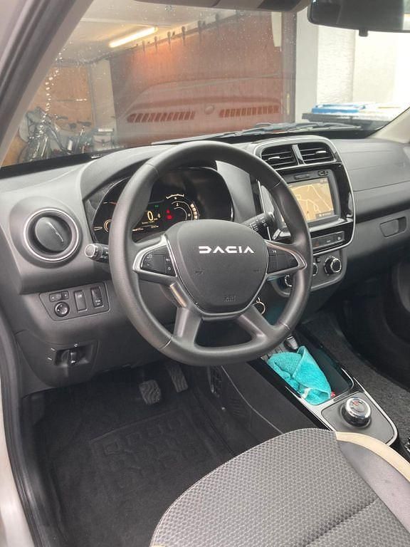 Gebraucht Dacia Spring Essentiel 33 kW (45 PS) 2022 Silber Kleinwagen