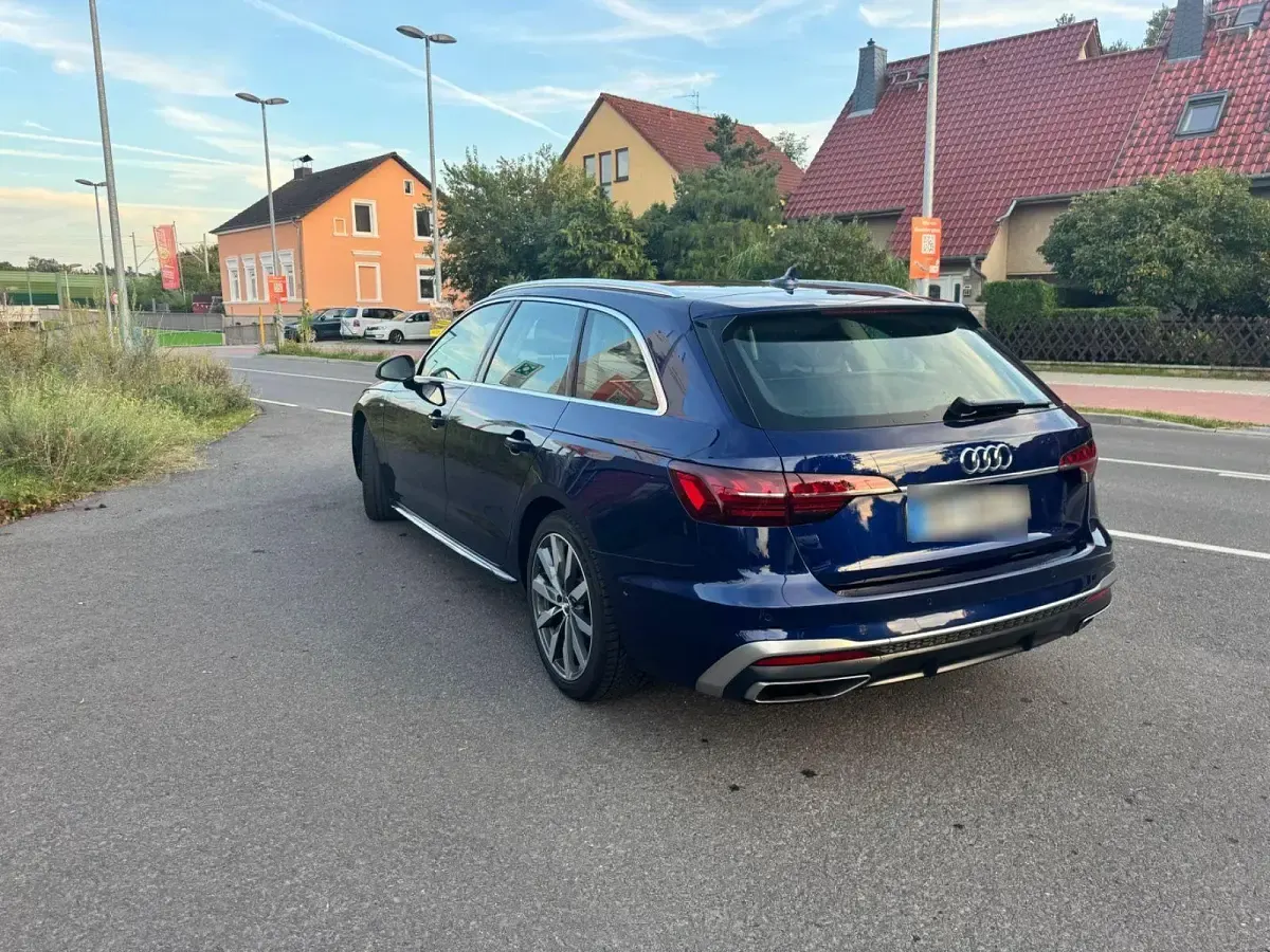 Gebraucht Audi A4 S-Line 163 PS (119 kW) 2020 Blau Kombi