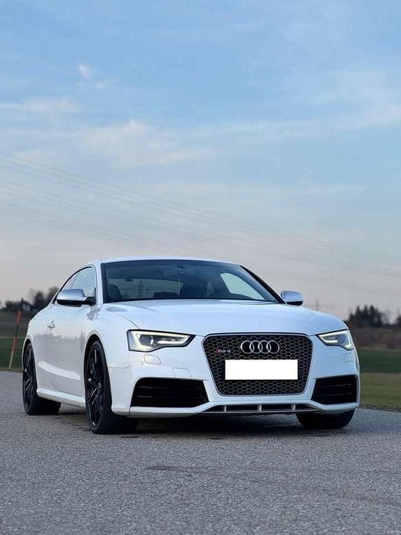 Usado Audi RS5 Sport 450 HP (330 kW) 2013 Branco