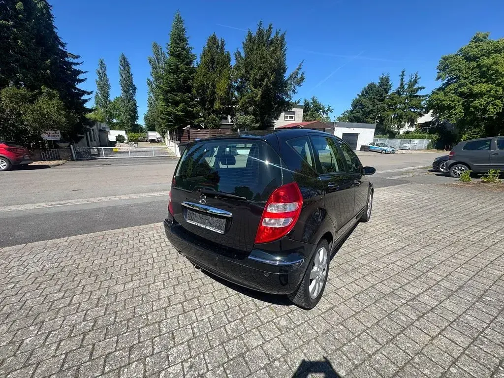 Gebraucht Mercedes A200 Avantgarde 140 PS (102 kW) 2005 Schwarz Van / Kleinbus