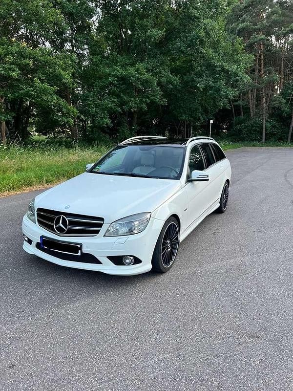 Gebraucht Mercedes C350 Elegance 231 PS (169 kW) 2009 Kombi