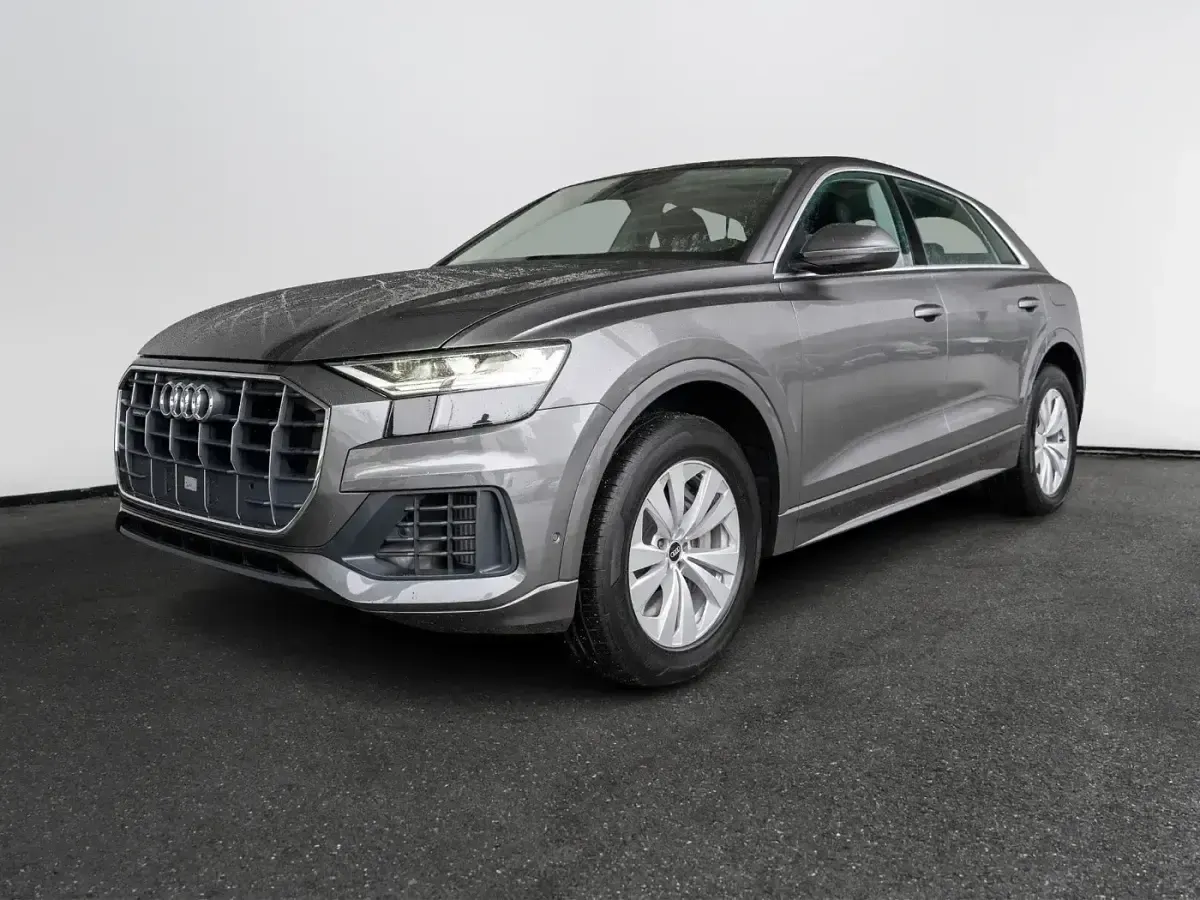 Gebraucht Audi Q8 Basis 381 PS (280 kW) 2021 Grau SUV