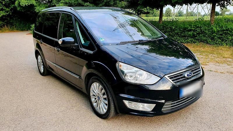 Gebraucht Ford Galaxy Titanium 140 PS (102 kW) 2012 Schwarz Van / Kleinbus
