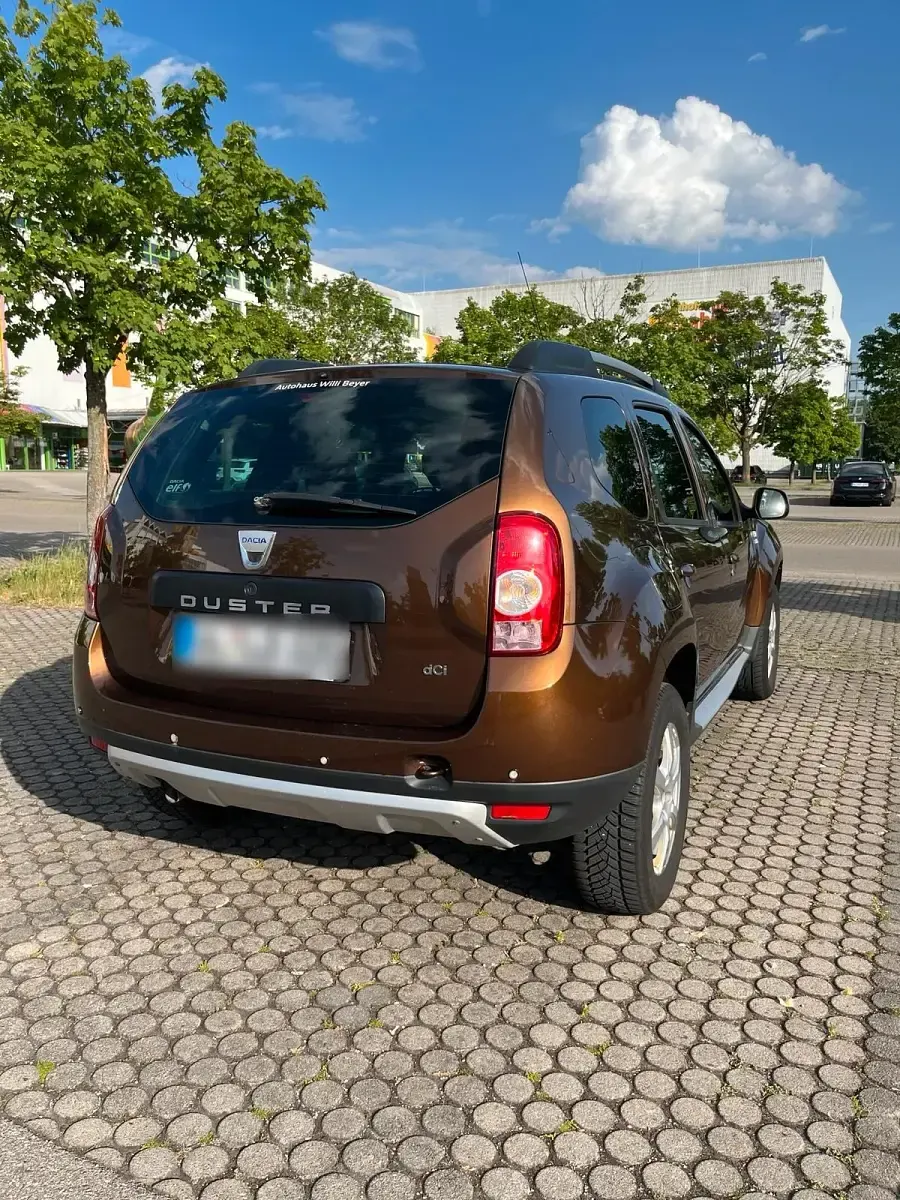 Gebraucht Dacia Duster 107 PS (78 kW) 2011 Braun SUV