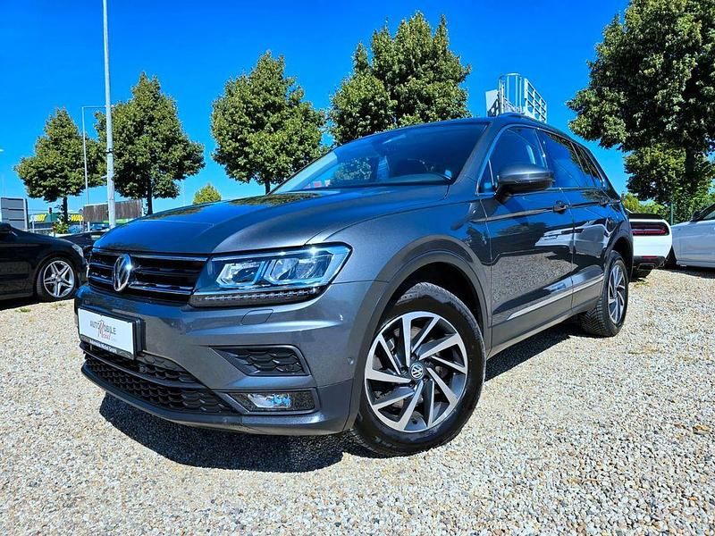Grau Gebraucht 2017 VW Tiguan Sound SUV | 21.490 € (Guter Preis) - Bild 1/4