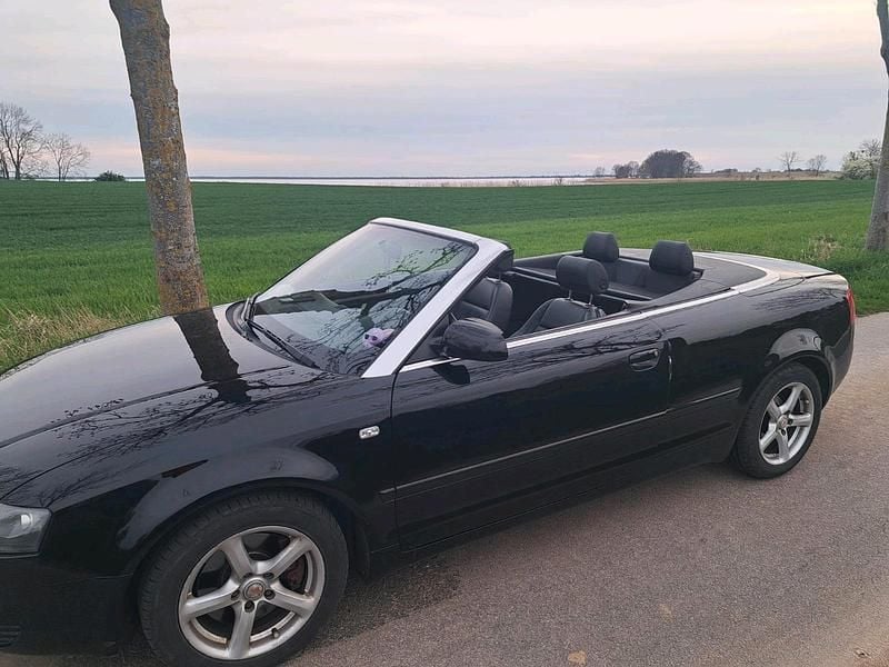 Gebraucht Audi A4 Cabriolet 163 PS (119 kW) 2003 Schwarz Cabrio