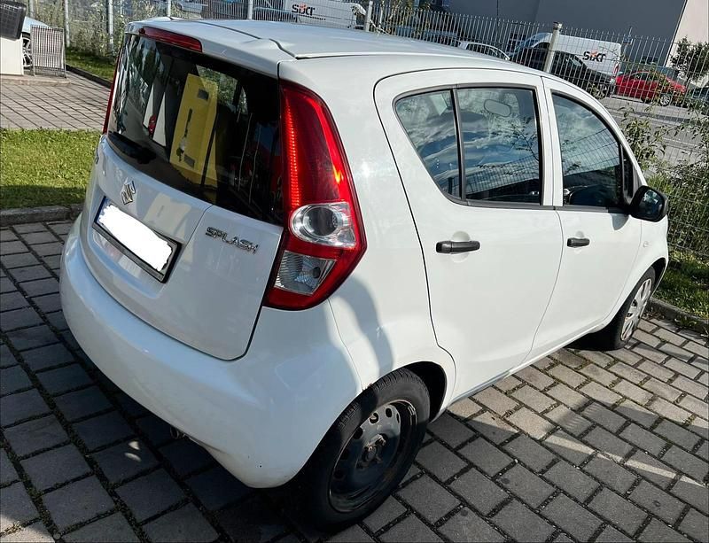 Weiß Gebraucht 2009 Suzuki Splash Kleinwagen | 3.250 € - Bild 1/4
