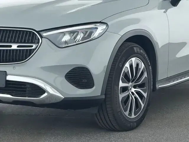 Gebraucht Mercedes GLC200 Advanced Plus 204 PS (150 kW) 2025 Manufaktur lack manufaktur alp SUV