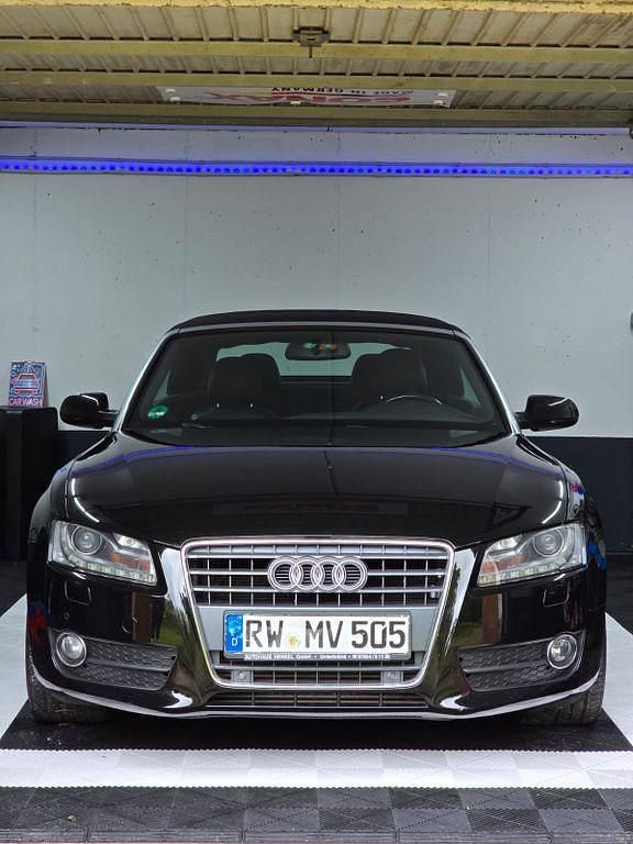 Schwarz Gebraucht 2010 Audi A5 Cabriolet Cabrio | 8.500 € (Superpreis) - Bild 1/4