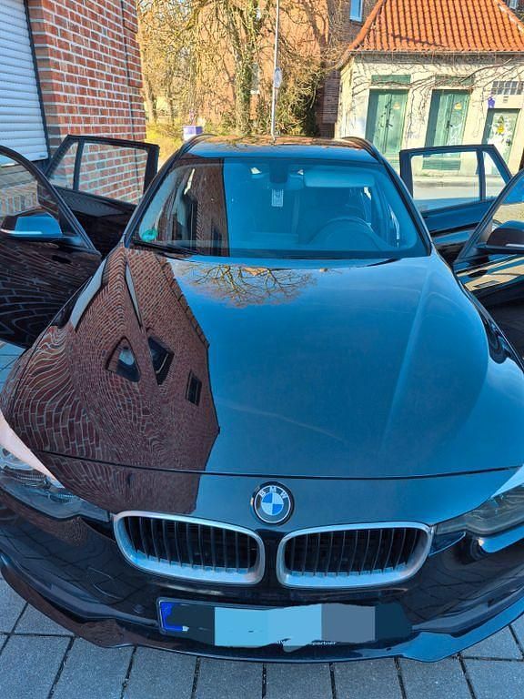 Gebraucht BMW 318 150 PS (110 kW) 2016 Schwarz Kombi