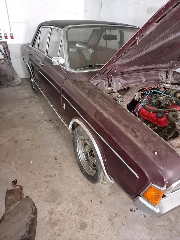 Second-hand Ford Taunus 1972 Berlinǎ