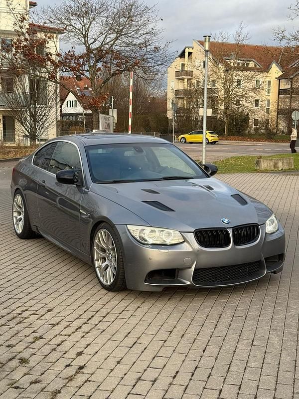 Gebraucht BMW 325 Performance 500 PS (367 kW) 2011 Grau Coupé