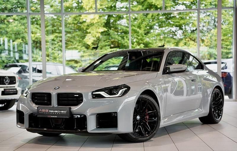 Brooklyn grau metallic Gebraucht 2024 BMW M2 Performance Coupé | 71.800 € - Bild 1/4