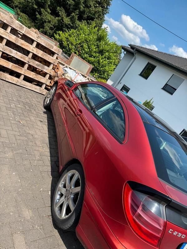 Andere außenfarben Gebraucht 2001 Mercedes C230 Coupé | 1.990 € (Guter Preis) - Bild 1/4