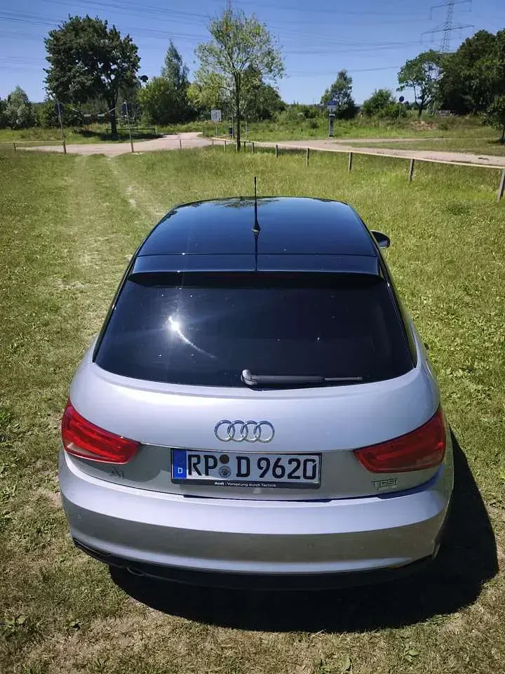 Gebraucht Audi A1 Sportback 95 PS (69 kW) 2018 Grau Kleinwagen