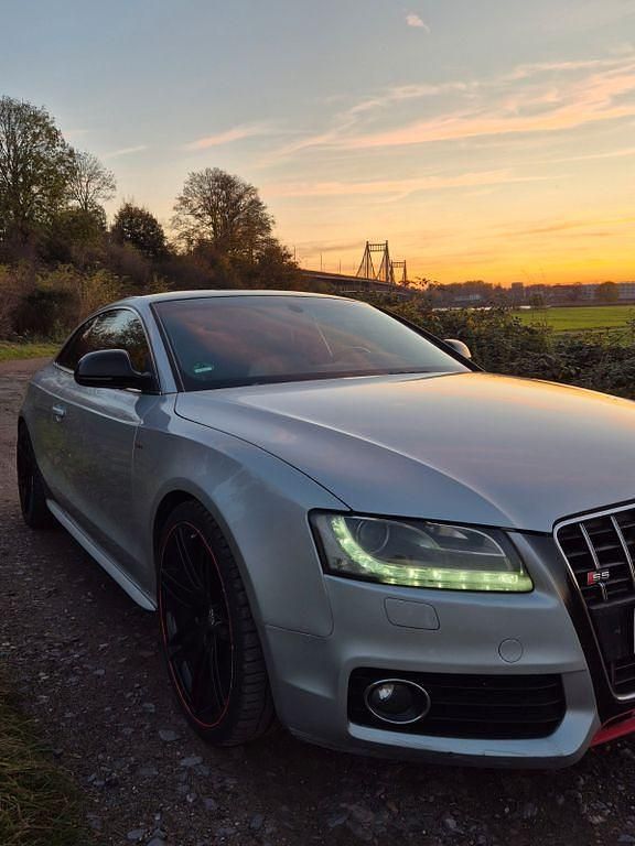 Silber Gebraucht 2007 Audi A5 Ambiente Coupé | 6.350 € (Fairer Preis) - Bild 1/4