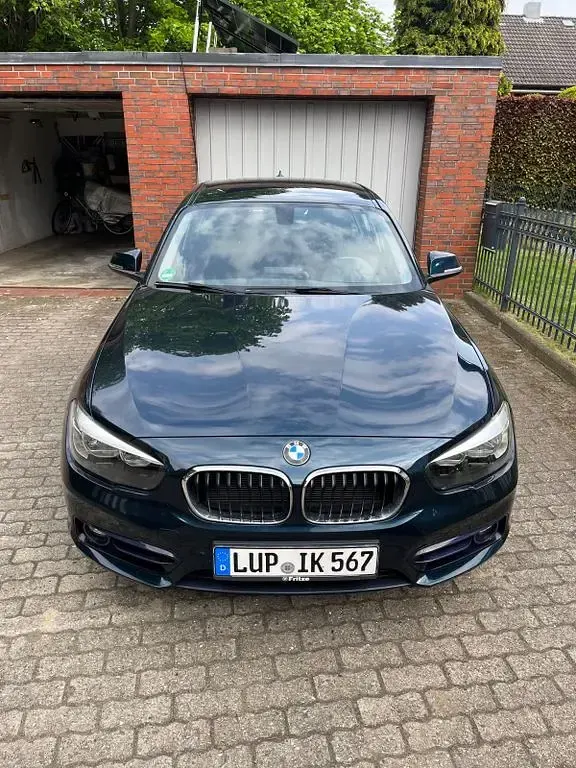 Gebraucht BMW 120 Sport Line 177 PS (130 kW) 2015 Blau Kleinwagen