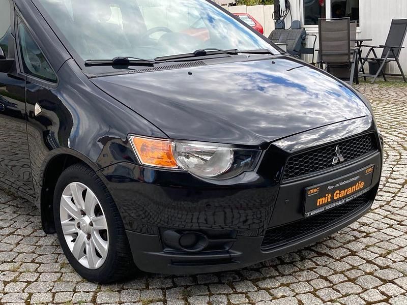 Gebraucht Mitsubishi Colt 95 PS (69 kW) 2009 Schwarz Kleinwagen
