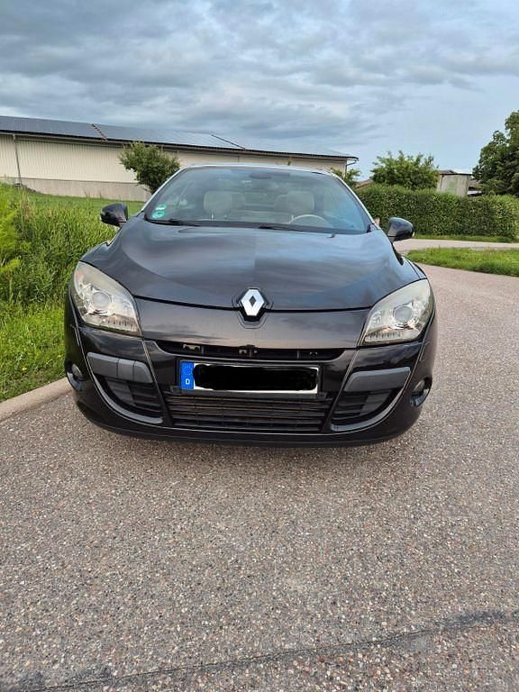 Gebraucht Renault Mégane Cabriolet Luxe 131 PS (96 kW) 2010 Schwarz Cabrio