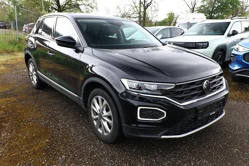 Gebraucht VW T-Roc Active 150 PS (110 kW) 2021 Deep black perleffekt SUV