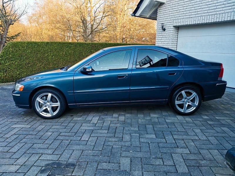 Gebraucht Volvo S60 Summum 260 PS (191 kW) 2007 Blau Limousine
