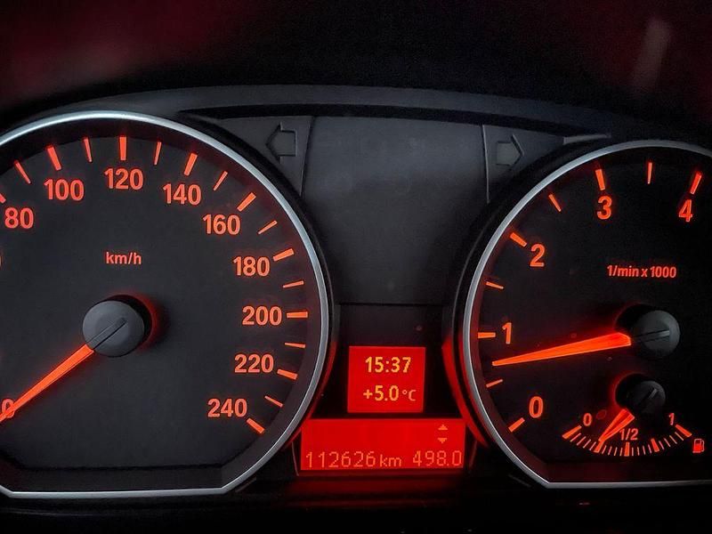 Gebraucht BMW 114 Performance 122 PS (89 kW) 2009 Rot Kleinwagen