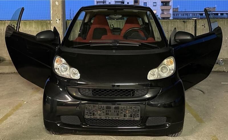 Schwarz Gebraucht 2012 Smart ForTwo Coupé Coupé | 3.600 € (Guter Preis) - Bild 1/4