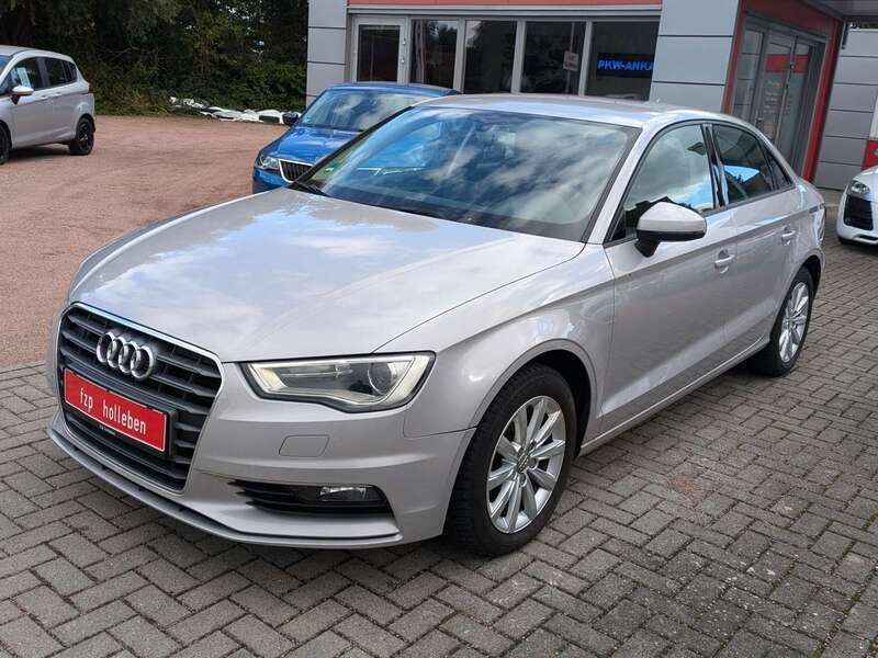 Lotus grey, metallic Gebraucht 2015 Audi A3 Attraction Limousine | 14.490 € (Guter Preis) - Bild 1/4