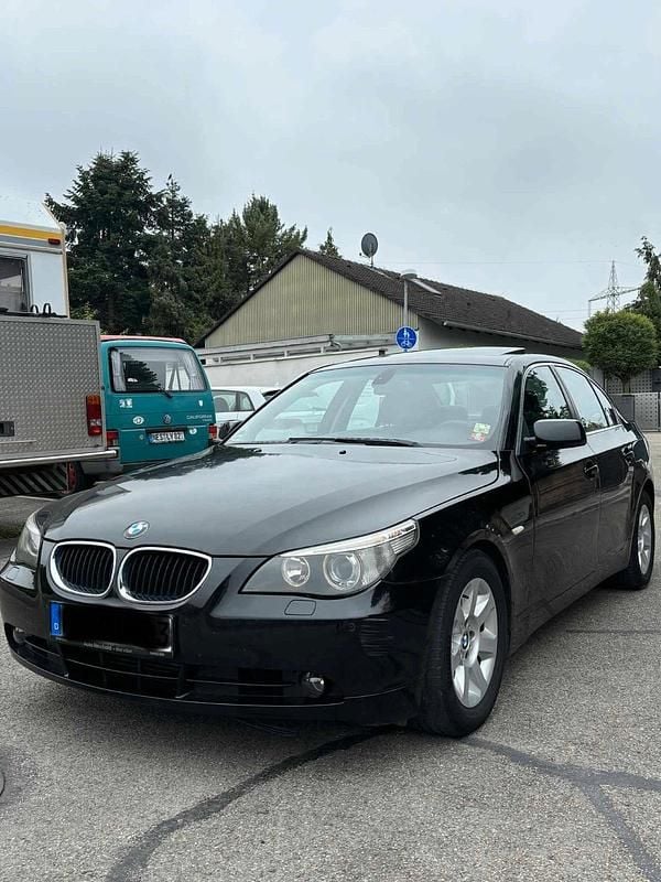 Schwarz Gebraucht 2004 BMW 525 Limousine | 3.000 € (Guter Preis) - Bild 1/4