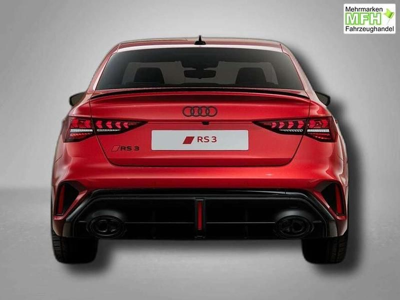Neu Audi RS3 400 PS (294 kW) 2026 Progressivrot mettalic Limousine