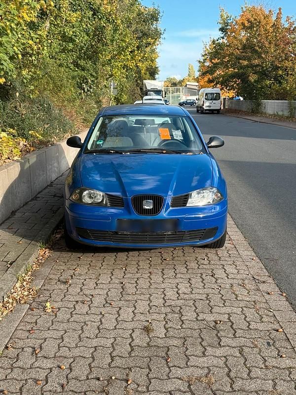 Blau Gebraucht 2002 Seat Ibiza Kleinwagen | 500 € (Superpreis) - Bild 1/4