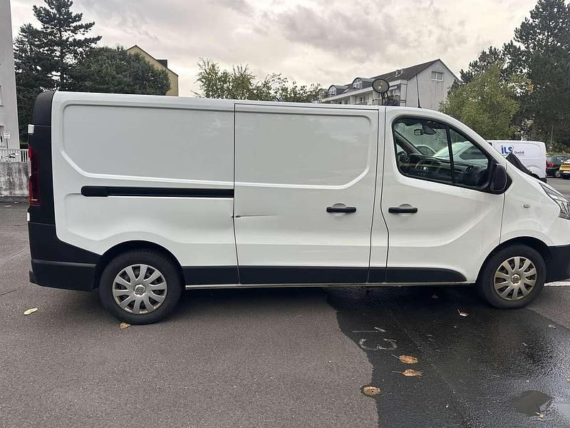 Gebraucht Renault Trafic Komfort 120 PS (88 kW) 2020 Van / Kleinbus