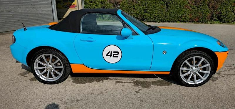 Second-hand Mazda MX5 126 CP (92 kW) 2006 Cabrio