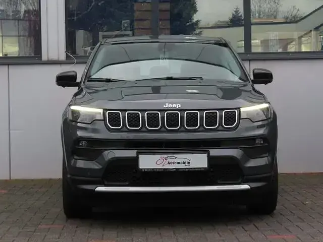 Second-hand Jeep Compass 150 CP (110 kW) 2021 Gri SUV