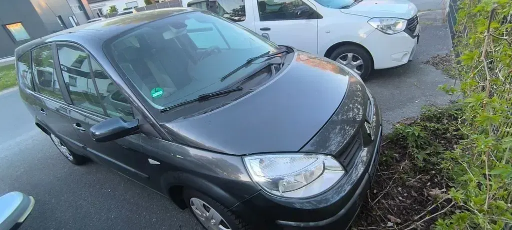 Gebraucht Renault Grand Scénic II Avantage 131 PS (96 kW) 2006 Grün Van / Kleinbus