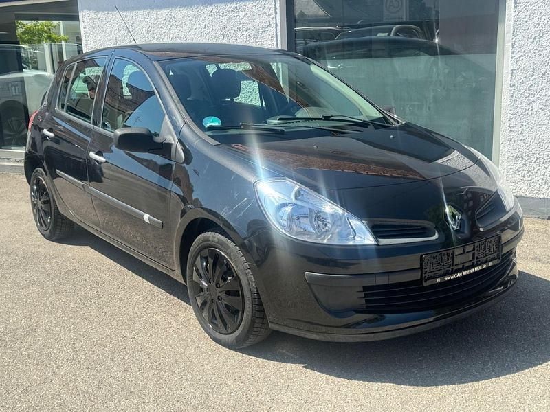Schwarz Gebraucht 2008 Renault Clio III Kleinwagen | 4.490 € (Etwas zu teuer) - Bild 1/4