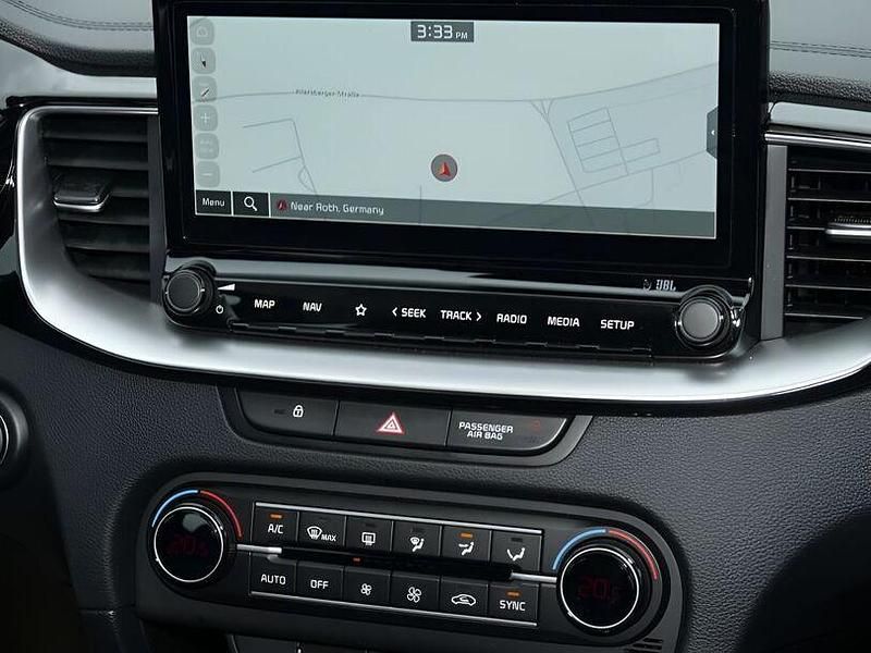 Gebraucht Kia Ceed Spirit 140 PS (102 kW) 2025 Schwarz Kleinwagen