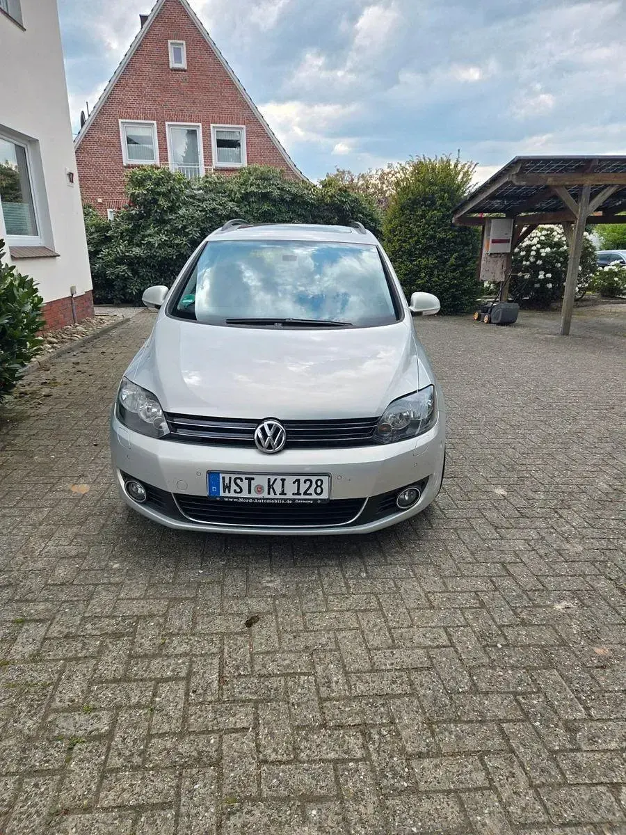 Gebraucht VW Golf Plus Cross Life 105 PS (77 kW) 2014 Silber Van / Kleinbus