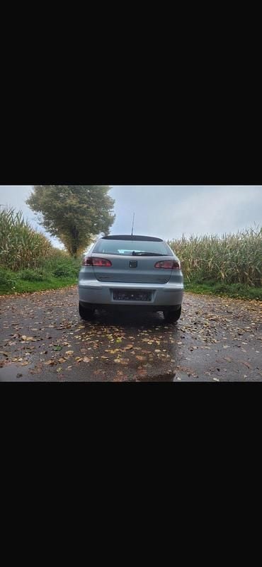 Gebraucht Seat Ibiza 75 PS (55 kW) 2004 Blau Kleinwagen