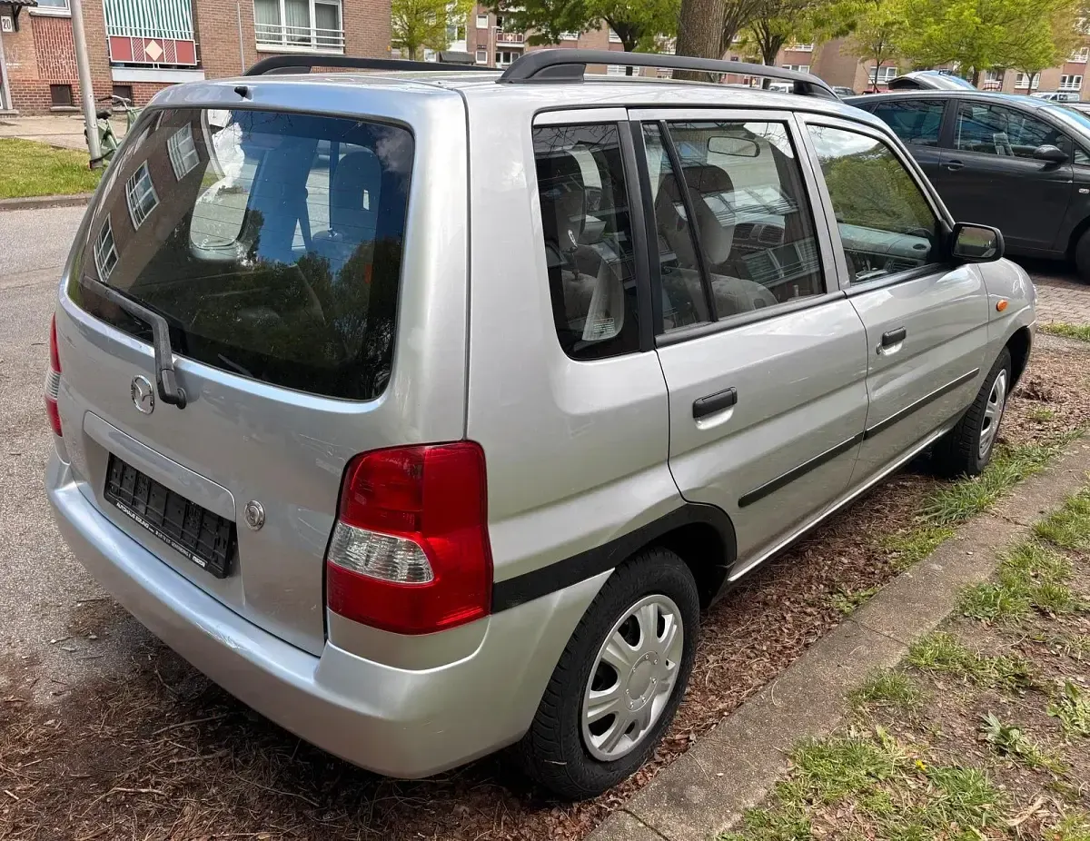 Gebraucht Mazda 3 75 PS (55 kW) 2002 Silber Kleinwagen