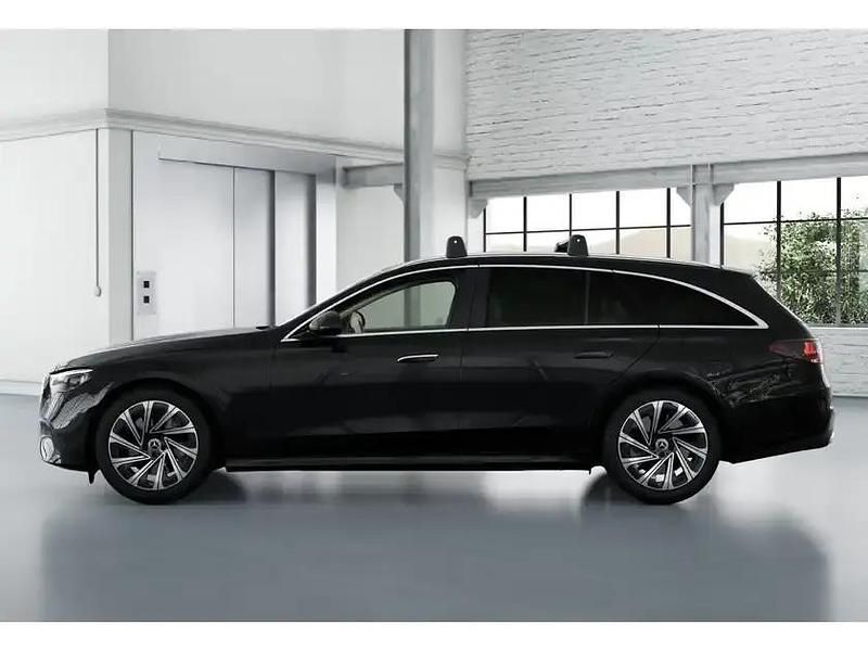 Second-hand Mercedes E300 197 CP (144 kW) 2025 Negru Break