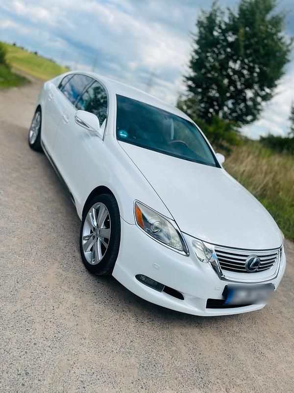 Weiß Gebraucht 2010 Lexus GS450H Luxury Line Limousine | 12.999 € - Bild 1/4