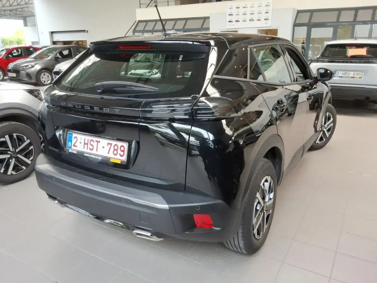 Gebraucht Peugeot 2008 Style 131 PS (96 kW) 2025 Schwarz SUV