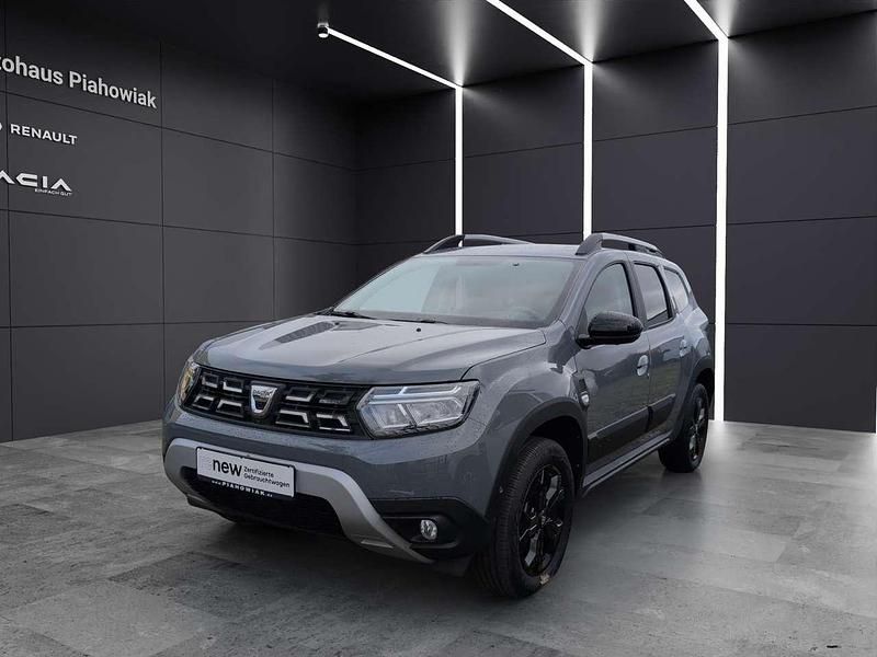Grau Gebraucht 2022 Dacia Duster Extreme SUV | 19.785 € (Etwas zu teuer) - Bild 1/4